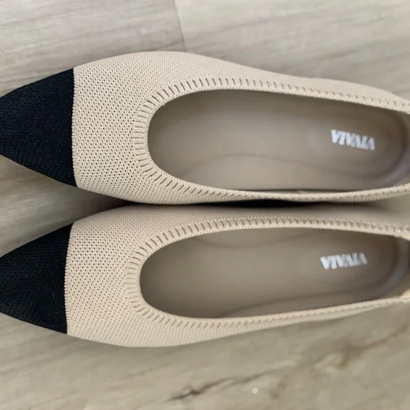 NWOT VIVAIA Pointed-Toe Ballet Flats (Aria 5°) - Picture 2 of 5
